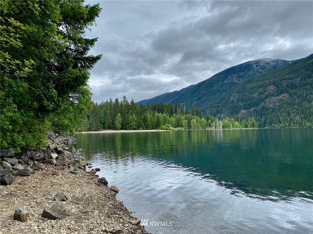 8711 Kachess Lake Road Easton, WA 98925 - Photo 19 of 24 a view of a lake