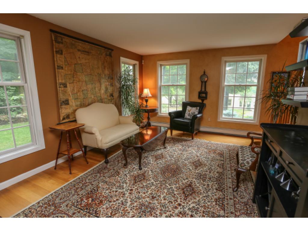1165 River Road Manchester, NH 03104 - Photo 11 of 35