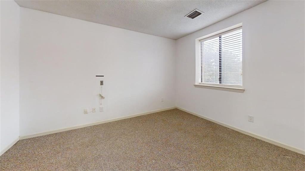 300 Johnson Ferry Road, Unit B311 Atlanta, GA 30328 - Photo 18 of 24 Gallery Image 18