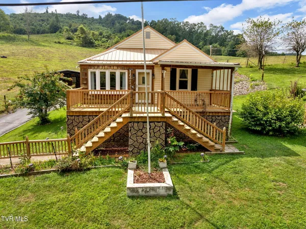 $220,000 | 4196 Walker Mountain Road, Bristol, VA 24202