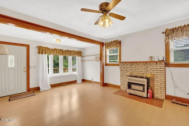 $229,900 | 4196 Walker Mountain Road, Bristol, VA 24202