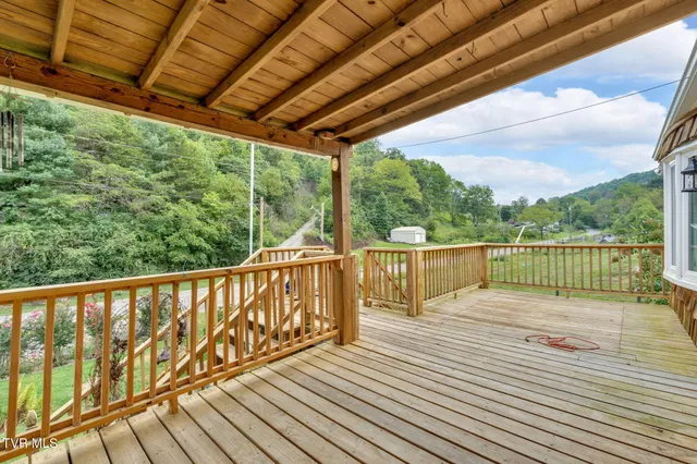 $229,900 | 4196 Walker Mountain Road, Bristol, VA 24202