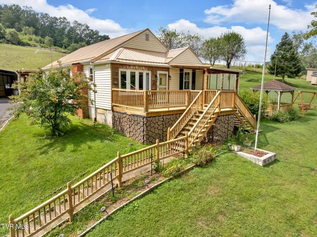 $229,900 | 4196 Walker Mountain Road, Bristol, VA 24202