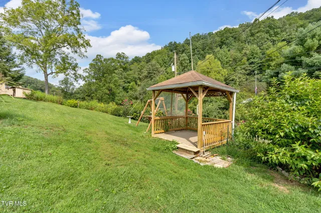 $229,900 | 4196 Walker Mountain Road, Bristol, VA 24202