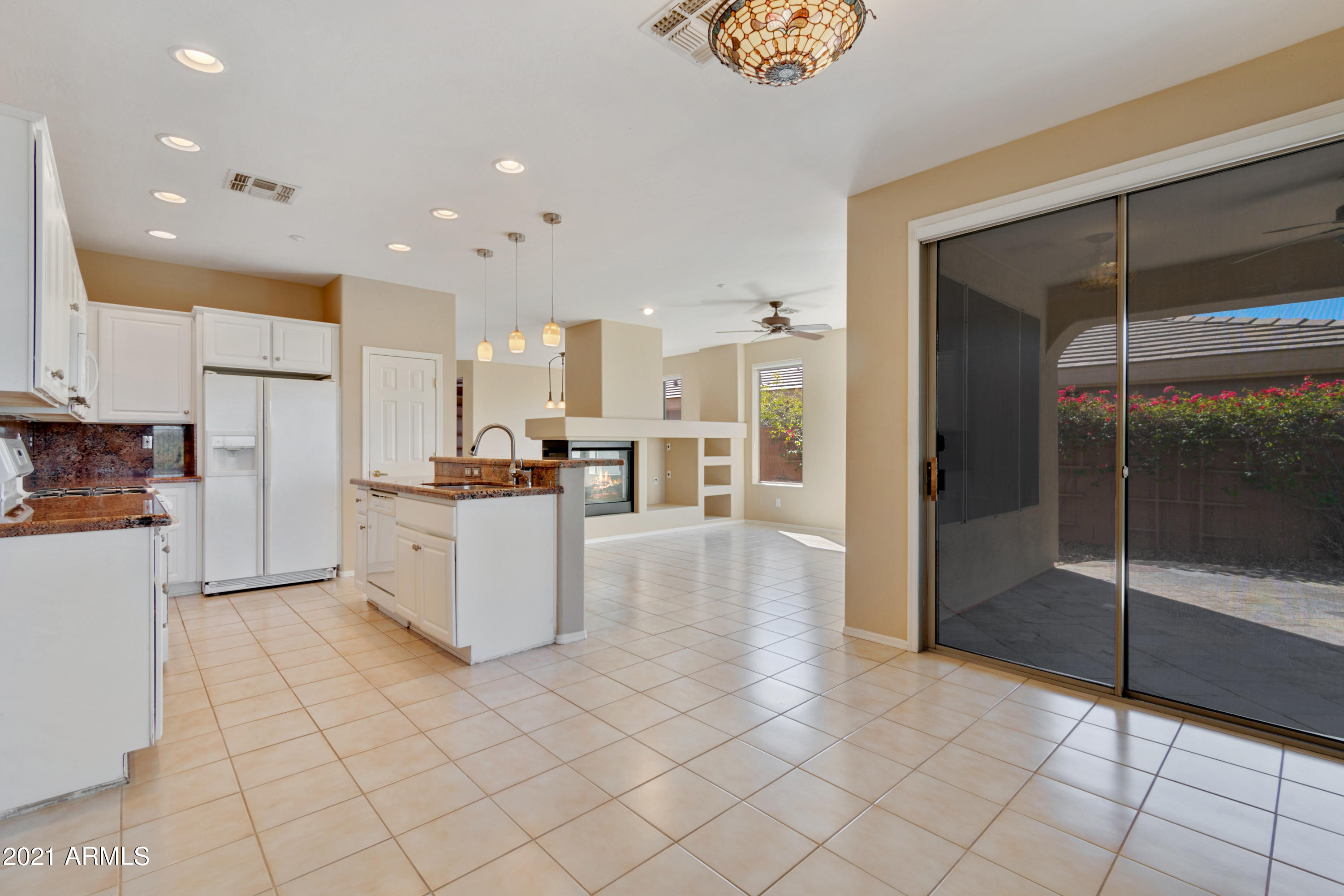41526 North Cedar Chase Road Phoenix, AZ 85086 - Photo 11 of 30 dsc_6610-dsc_6612