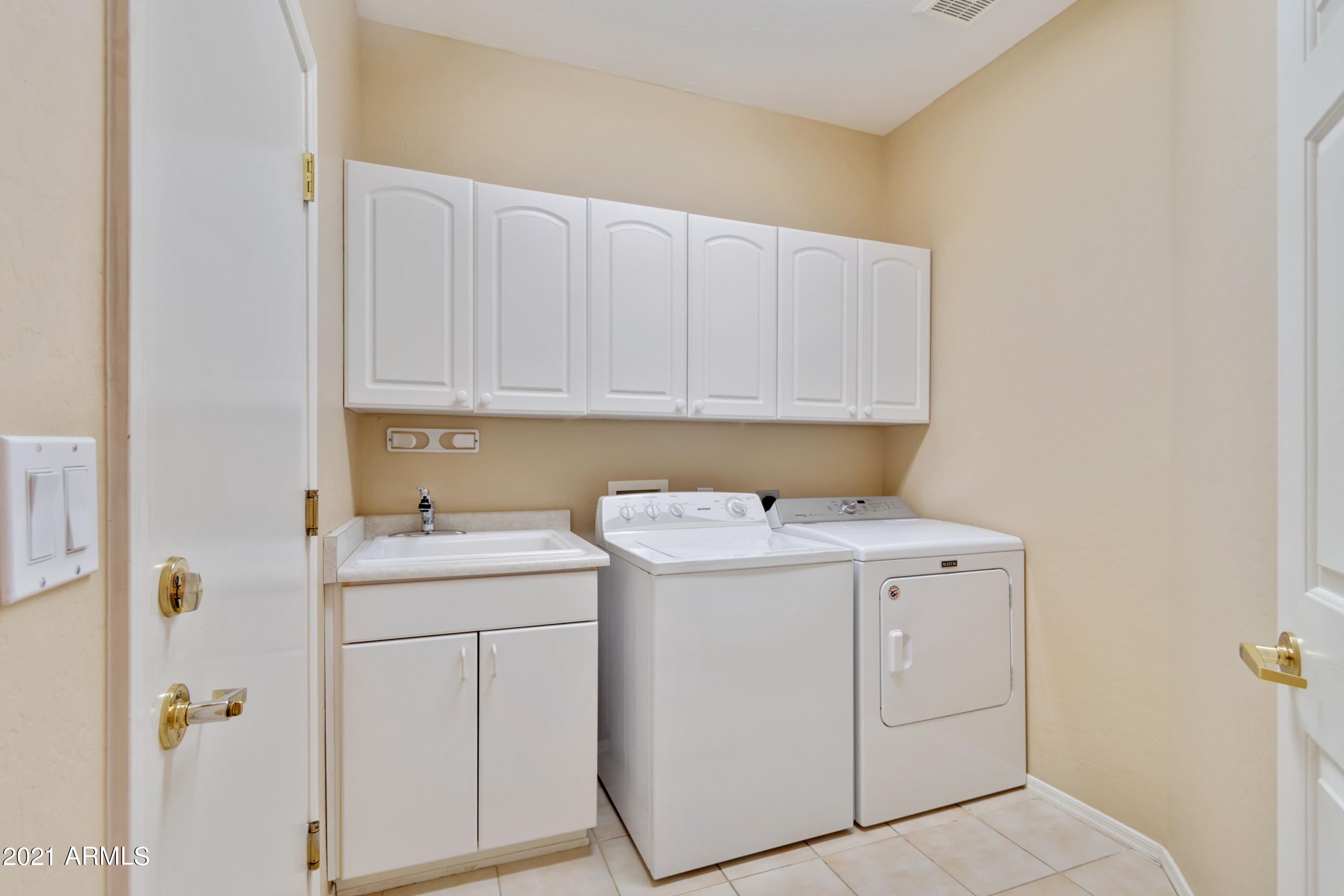 41526 North Cedar Chase Road Phoenix, AZ 85086 - Photo 20 of 30 dsc_6649-dsc_6651