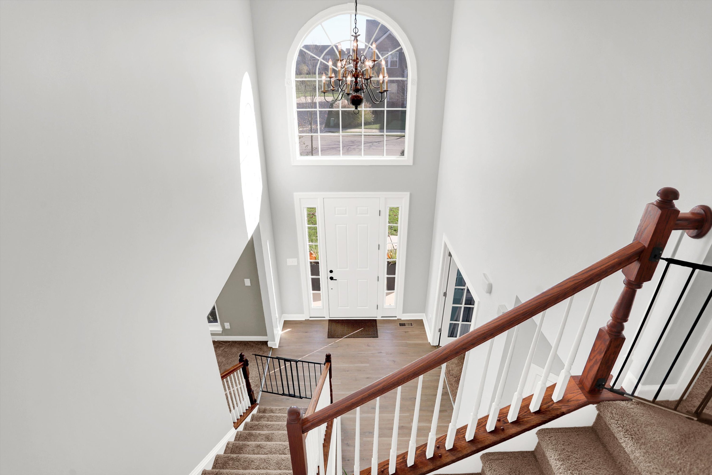 12286 Wheathill Pass Fishers, IN 46037 - Photo 4 of 38 Gallery Image 4