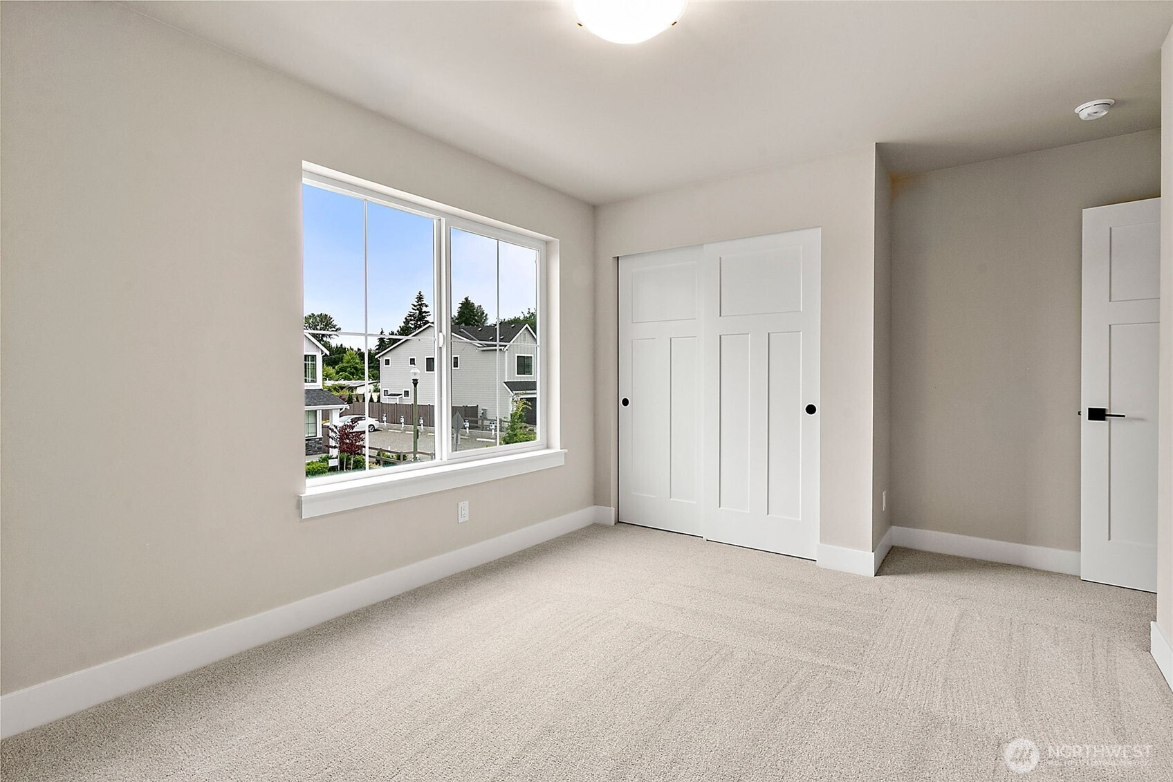 14223 Southeast 284th Place Kent, WA 98042 - Photo 31 of 35