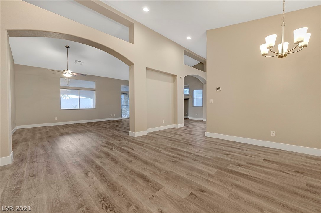 274 Violet Note Street Henderson, NV 89074 - Photo 5 of 29 Gallery Image 5