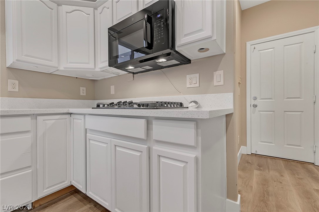 274 Violet Note Street Henderson, NV 89074 - Photo 10 of 29 Gallery Image 10