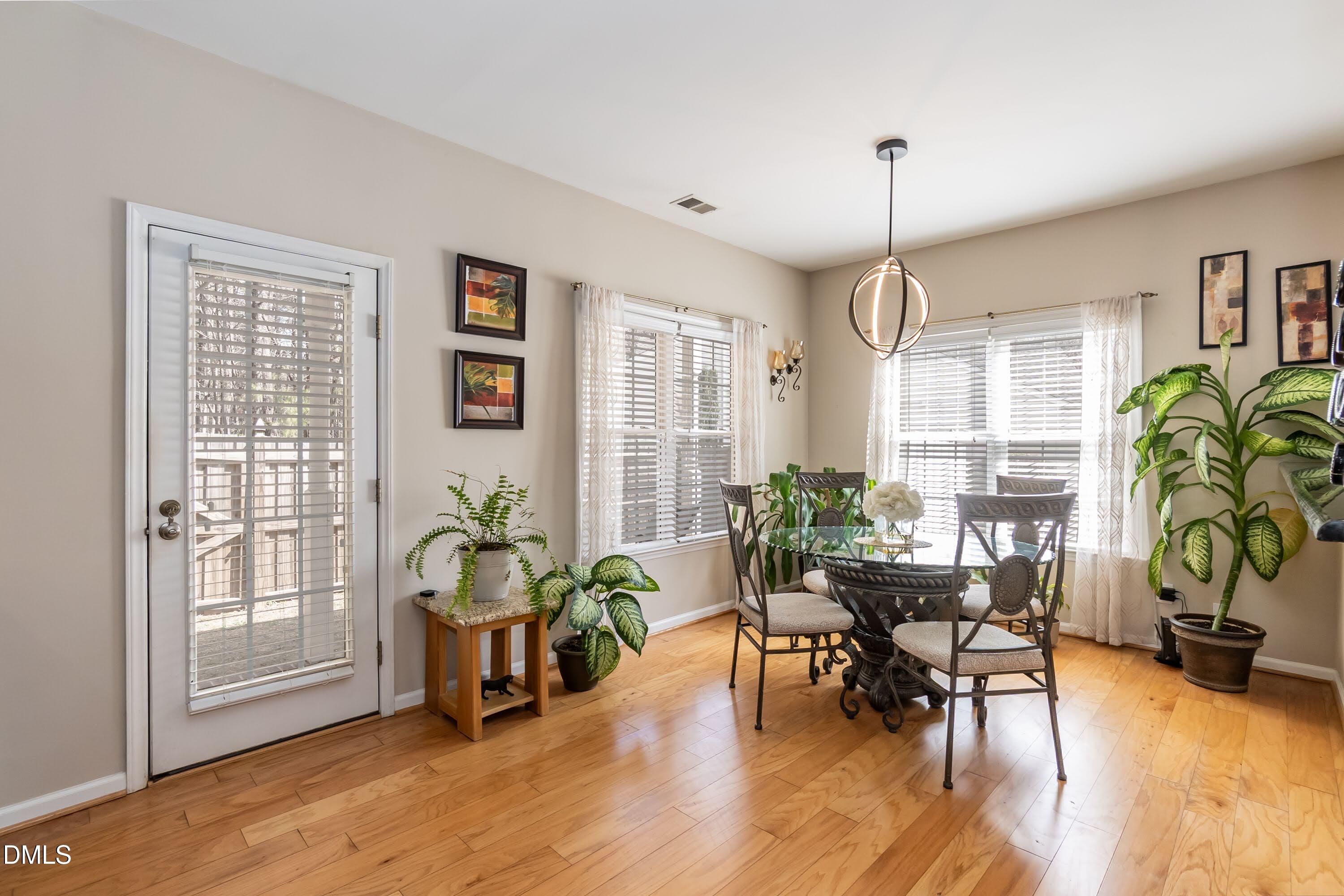 3047 Coxindale Drive Raleigh, NC 27615 - Photo 14 of 33 Dining