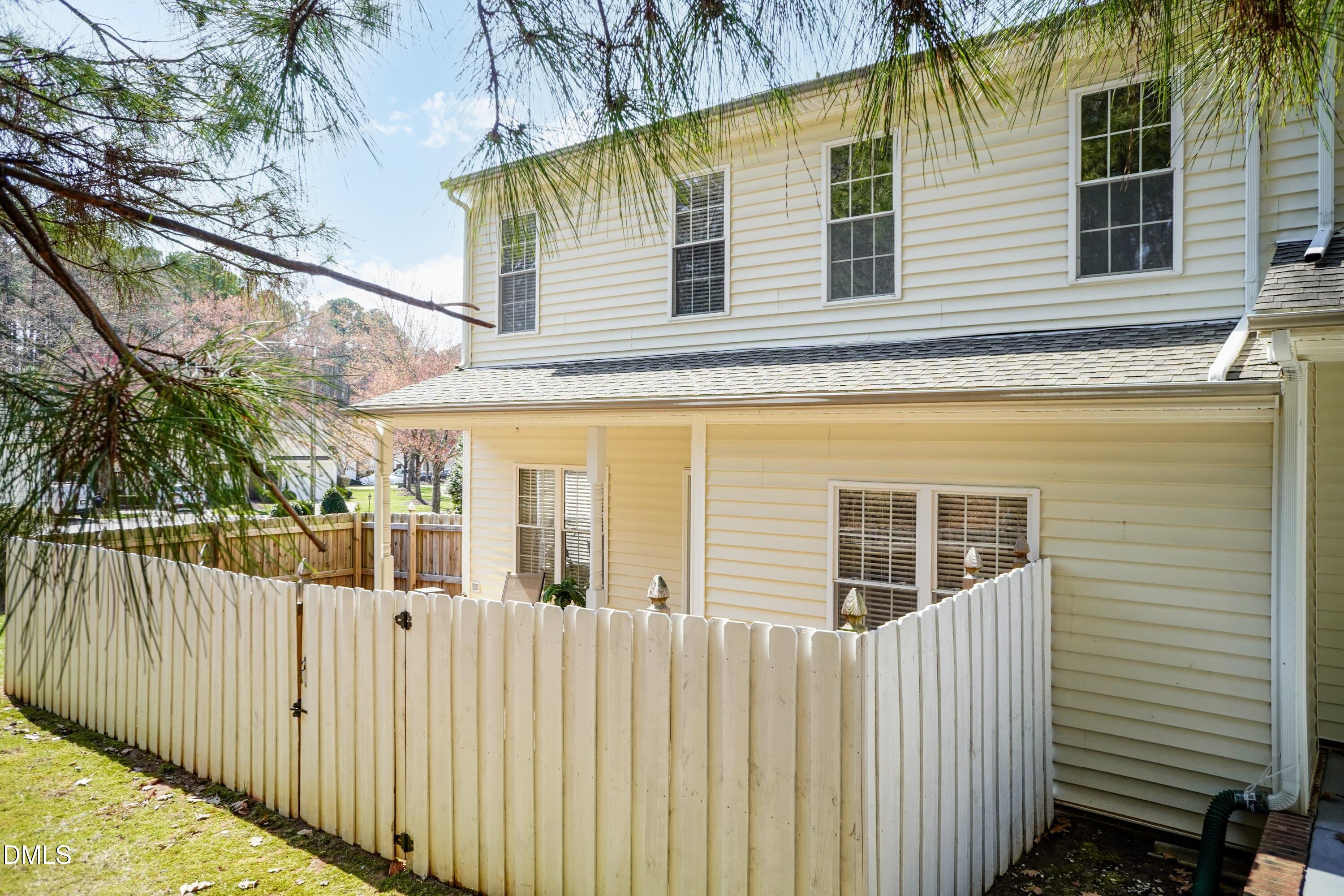 3047 Coxindale Drive Raleigh, NC 27615 - Photo 30 of 33 Fence