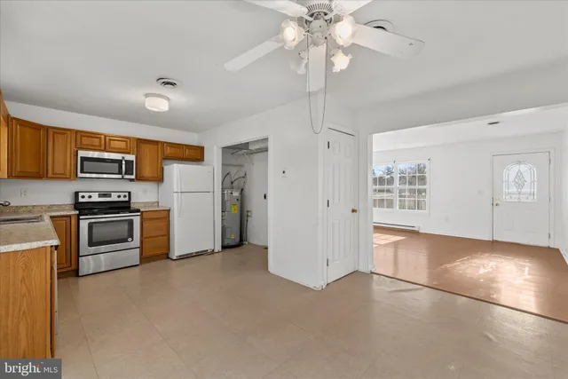 $300,000 | 143 Hollywood Drive, Ocean View, DE 19970