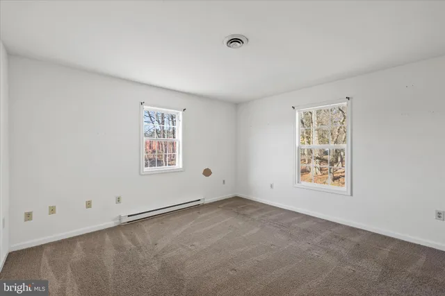 $300,000 | 143 Hollywood Drive, Ocean View, DE 19970