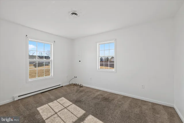 $300,000 | 143 Hollywood Drive, Ocean View, DE 19970