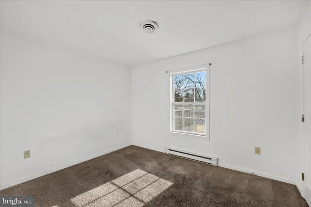 $300,000 | 143 Hollywood Drive, Ocean View, DE 19970