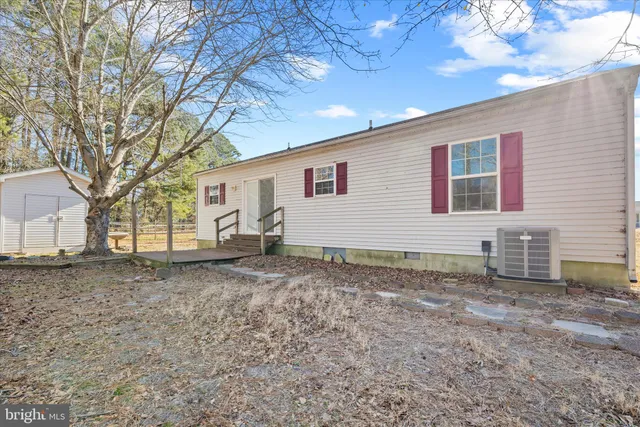 $300,000 | 143 Hollywood Drive, Ocean View, DE 19970