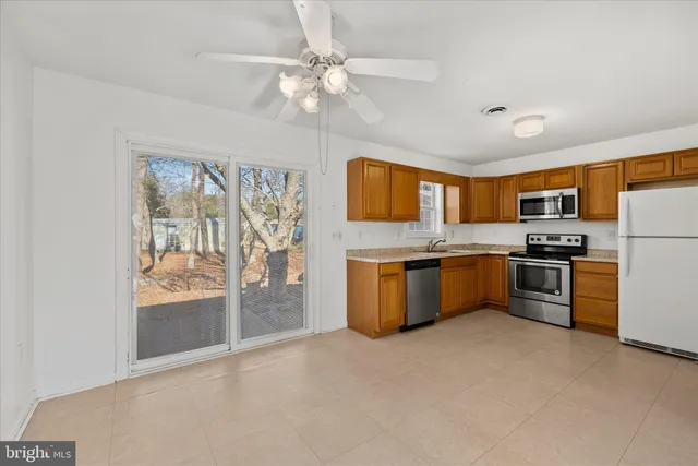 $300,000 | 143 Hollywood Drive, Ocean View, DE 19970