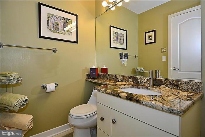 3705 Thomas Point Road Annapolis, MD 21403 - Photo 25 of 29 Bath