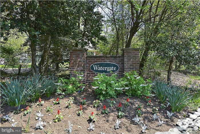 3705 Thomas Point Road Annapolis, MD 21403 - Photo 27 of 29 Community