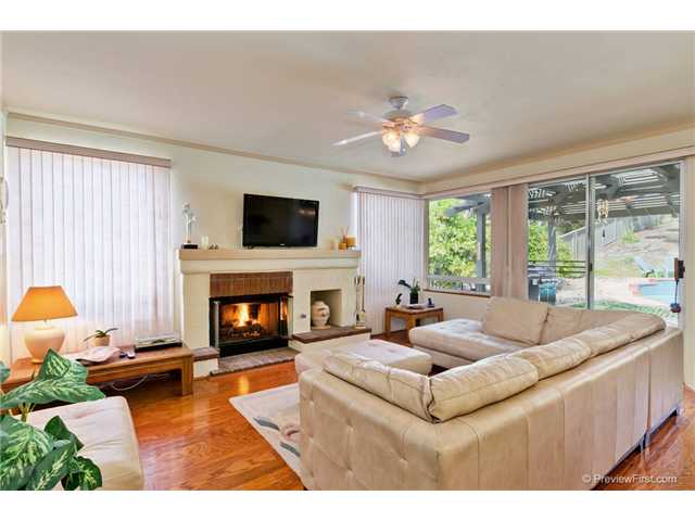 15911 Grey Stone Road Poway, CA 92064 - Photo 9 of 25