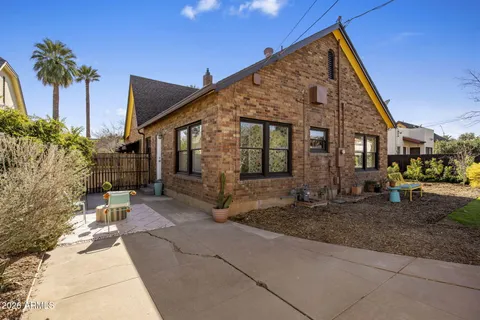 $790,000 | 530 West Coronado Road, Phoenix, AZ 85003