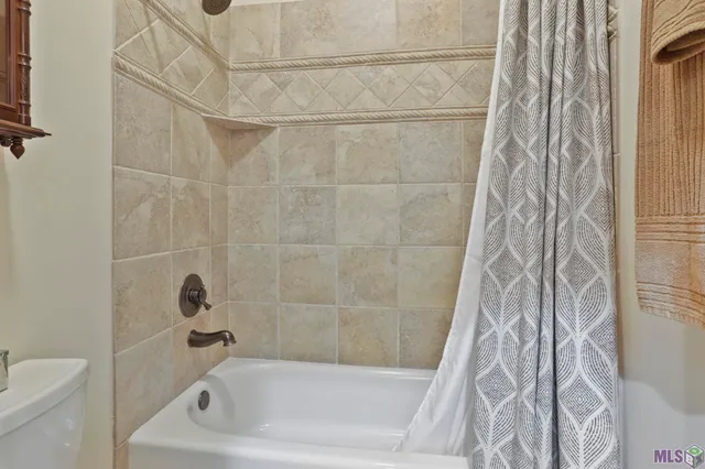 $655,000 | 8144 Willow Grove Boulevard, Baton Rouge, LA 70810