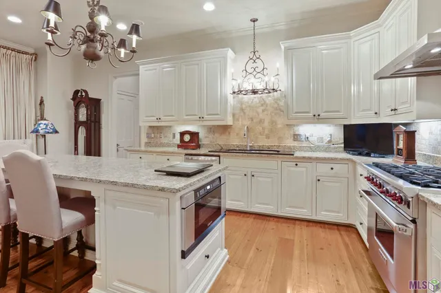 $655,000 | 8144 Willow Grove Boulevard, Baton Rouge, LA 70810