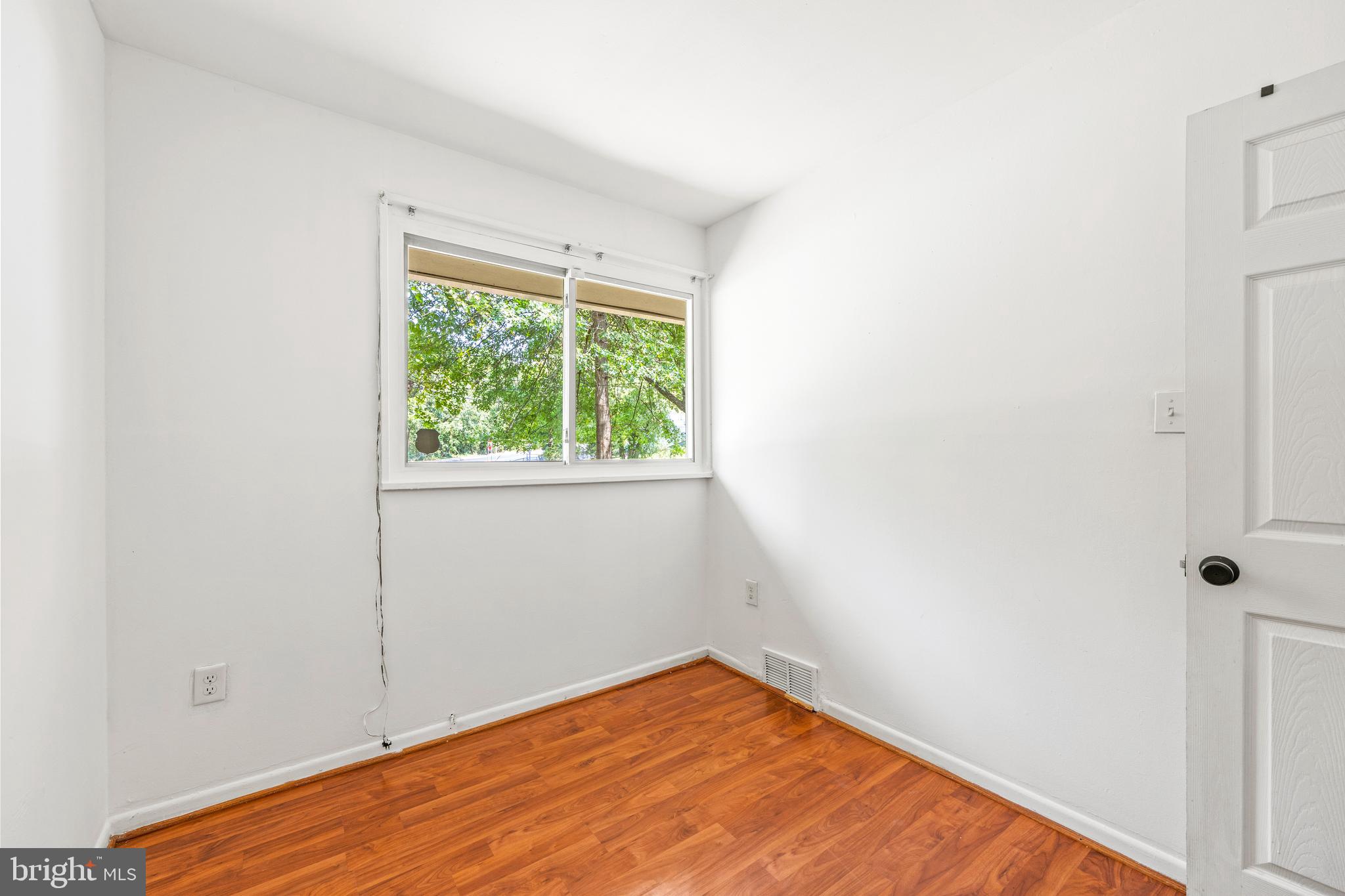 2028 Ray Leonard Road Hyattsville, MD 20785 - Photo 19 of 30 Bedroom 1
