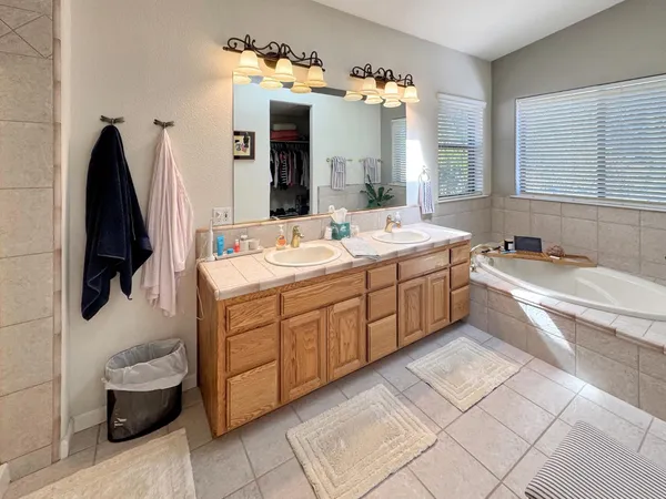 $639,900 | 6200 View Ridge Drive, Auburn, CA 95602