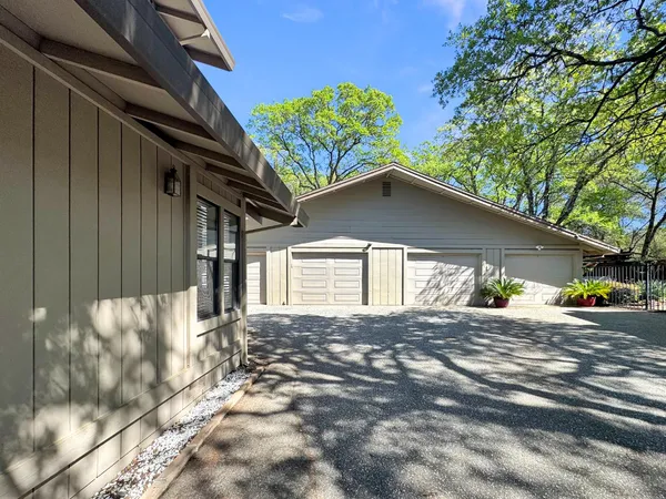 $639,900 | 6200 View Ridge Drive, Auburn, CA 95602