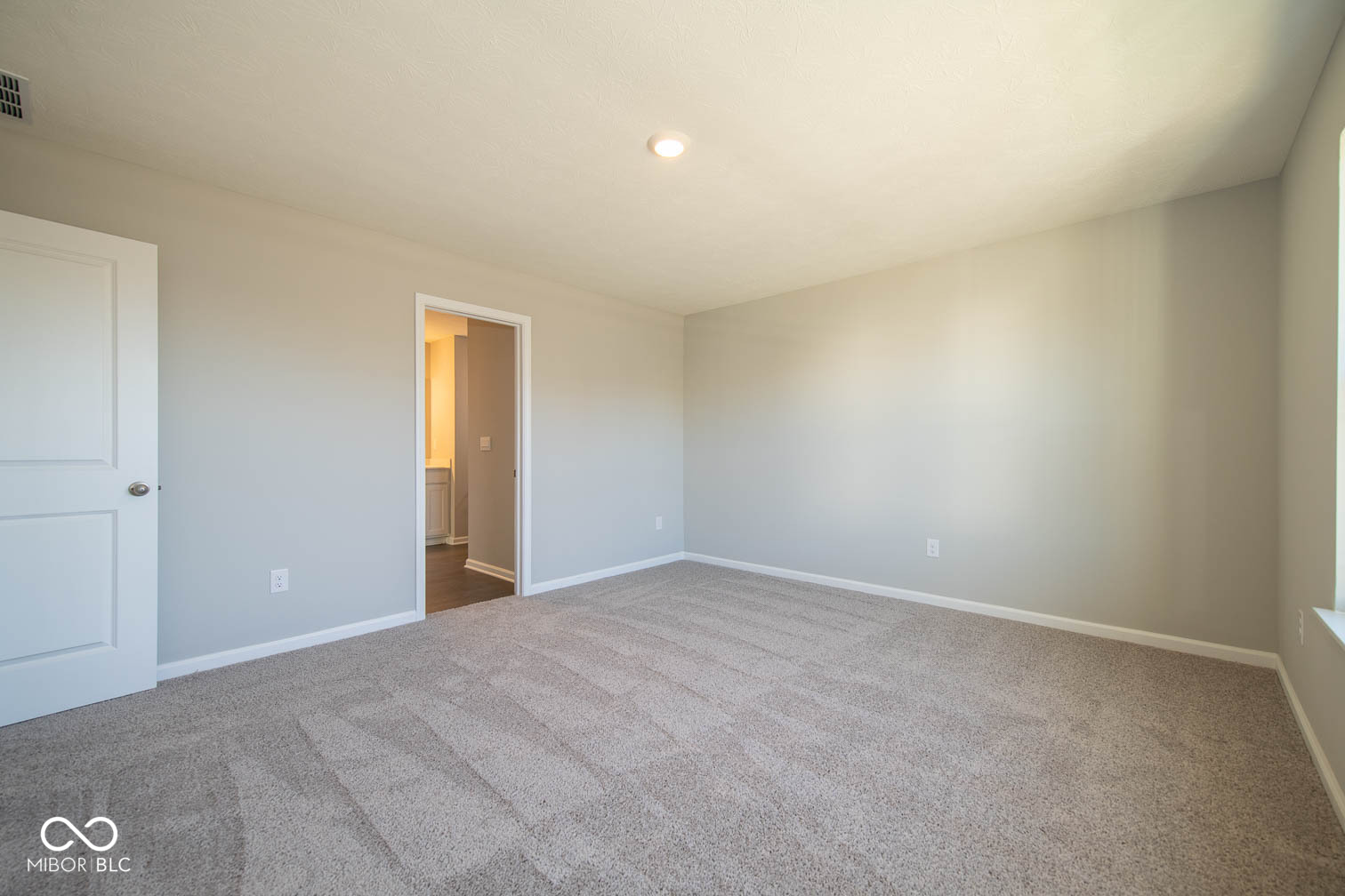211 Springfield Crossing Greenfield, IN 46140 - Photo 14 of 28