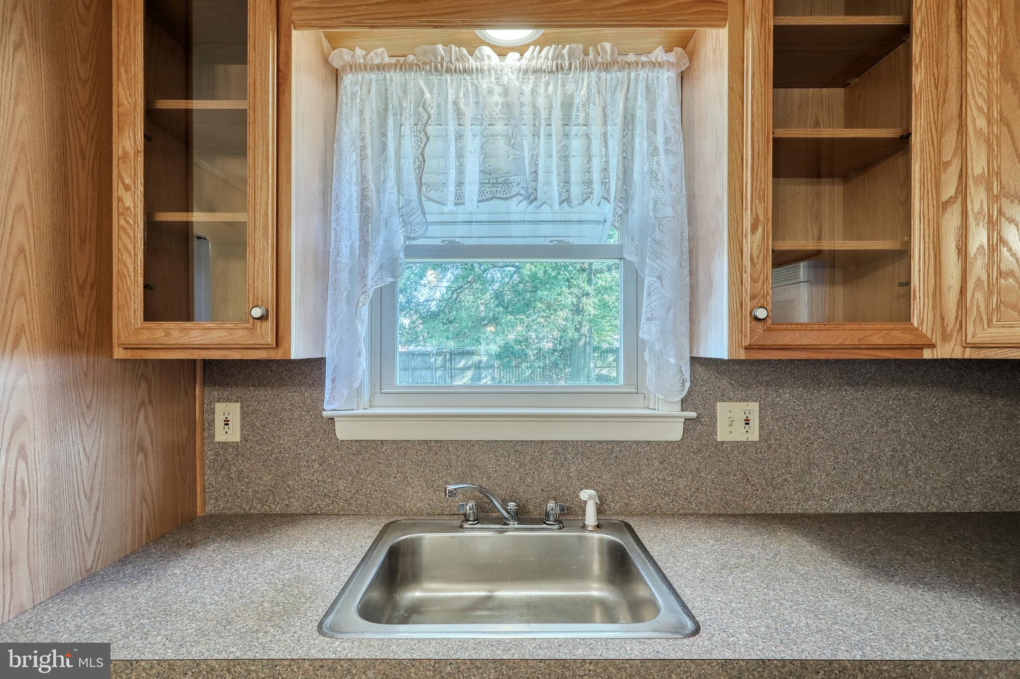 313 Greystone Road York, PA 17402 - Photo 14 of 32 Gallery Image 14