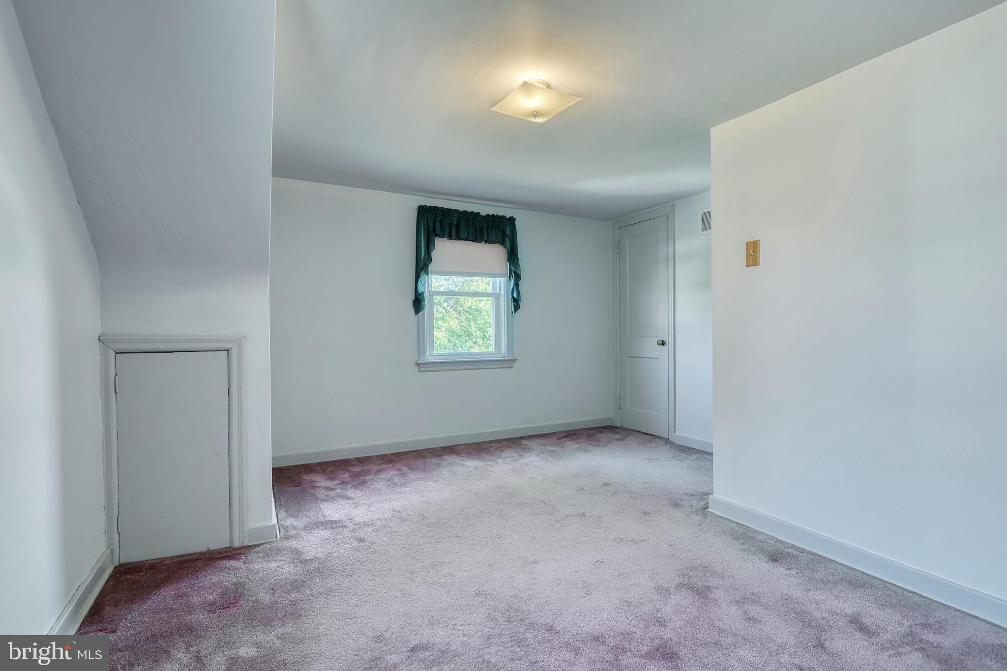 313 Greystone Road York, PA 17402 - Photo 18 of 32 Gallery Image 18