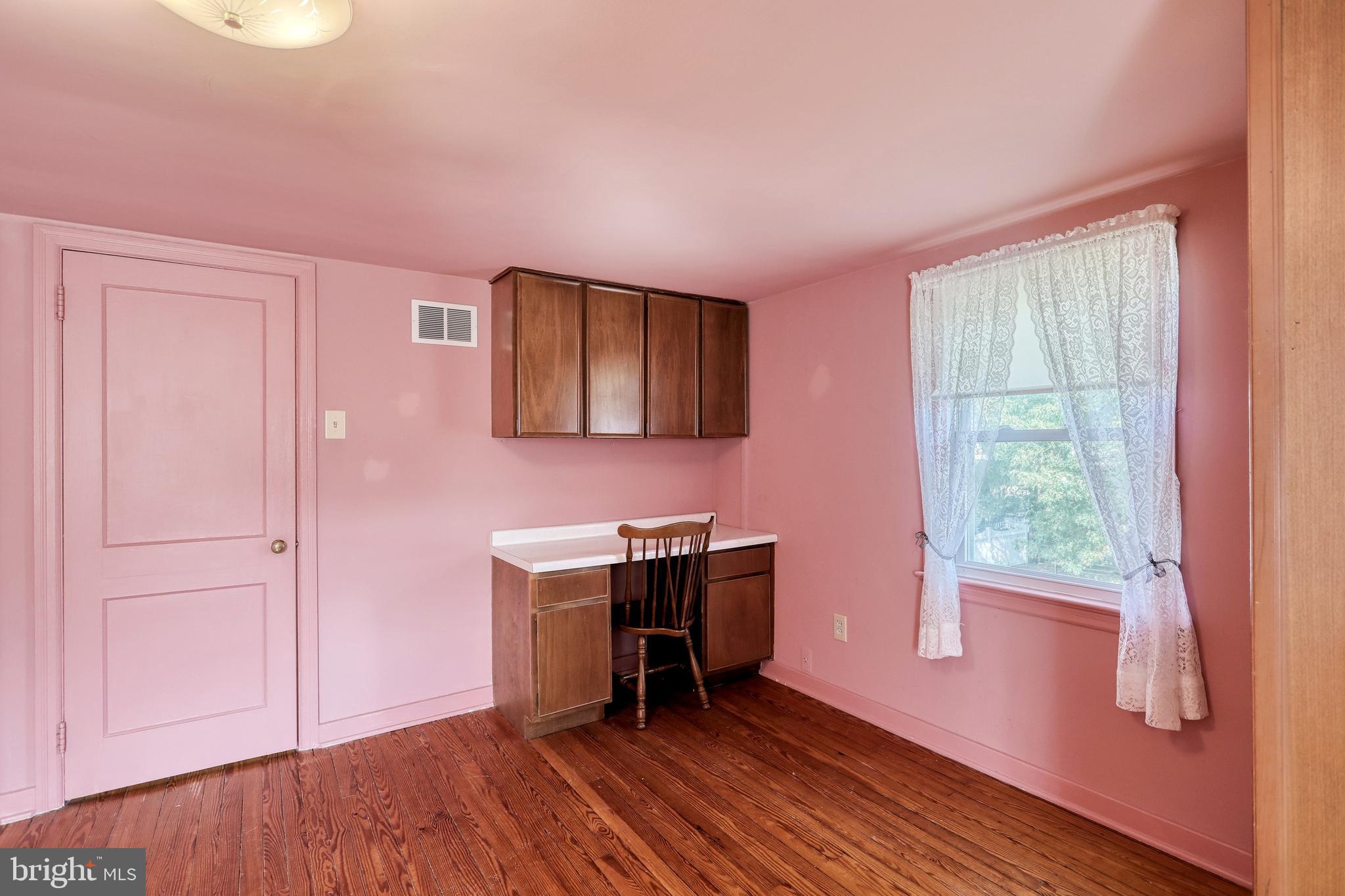 313 Greystone Road York, PA 17402 - Photo 20 of 32 Gallery Image 20