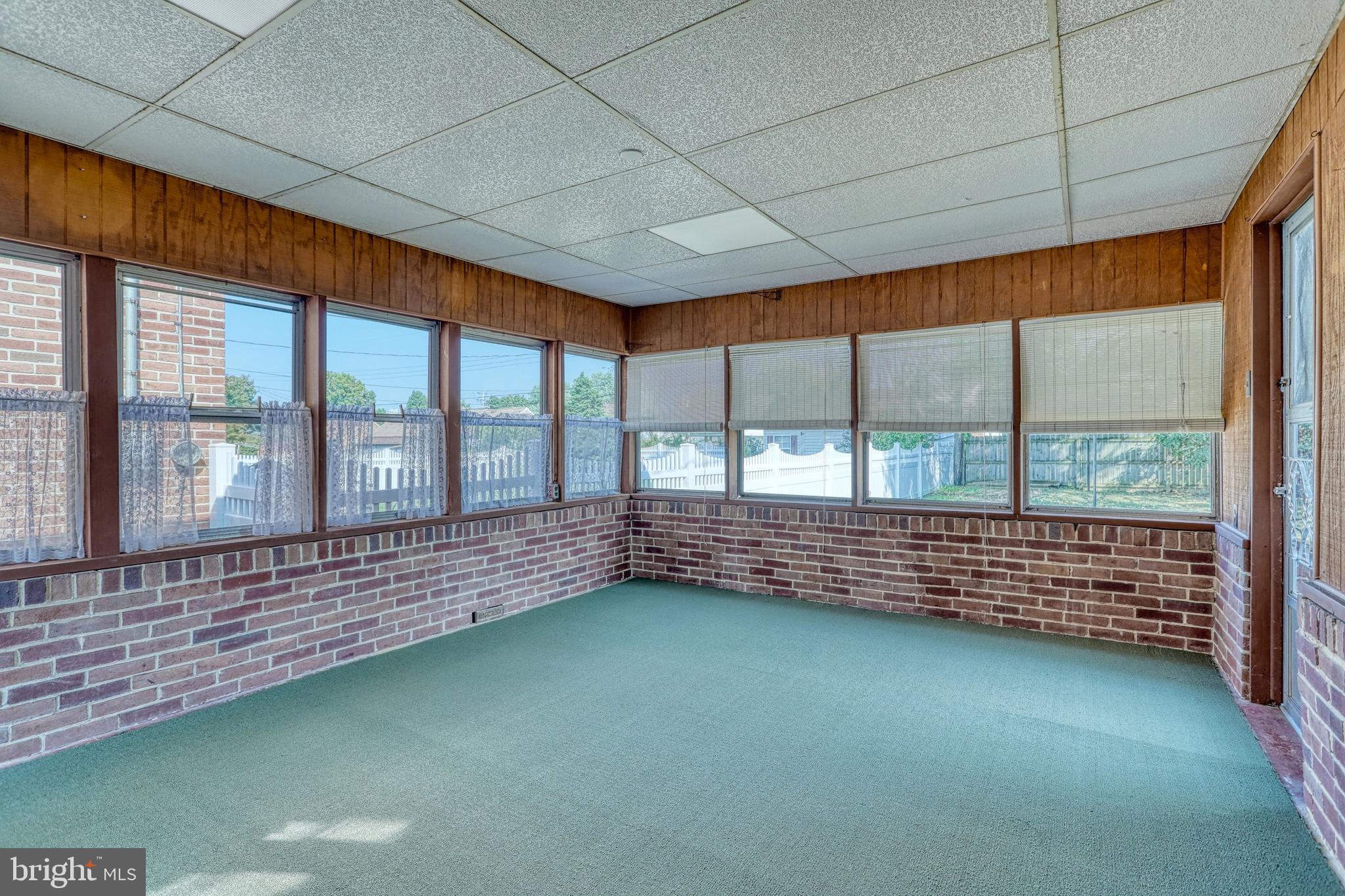 313 Greystone Road York, PA 17402 - Photo 28 of 32 Gallery Image 28