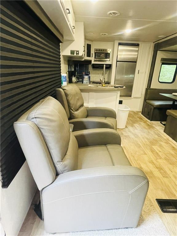 95 Hill Crest Court Cleveland, GA 30528 - Photo 18 of 26 a living room with furniture