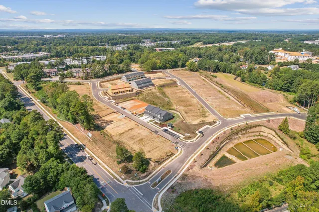 $550,000 | 2122 Barrier Ridge Way, Apex, NC 27502