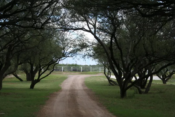$6,500,000 | 131-2 Amado Montosa Road, Amado, AZ 85645