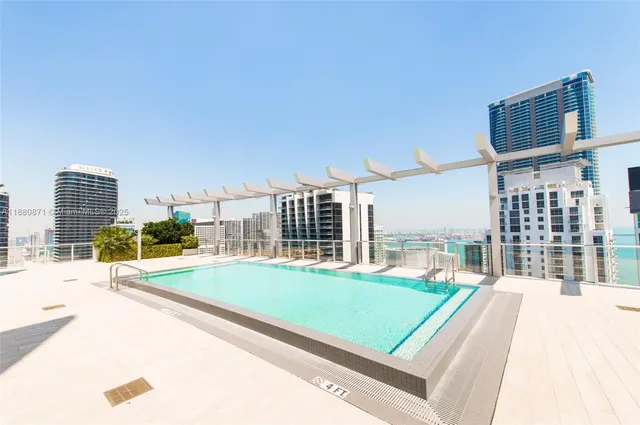 $3,500 | 1100 South Miami Avenue, Unit 3207, Miami, FL 33130