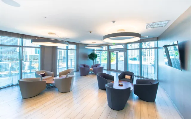 $3,500 | 1100 South Miami Avenue, Unit 3207, Miami, FL 33130