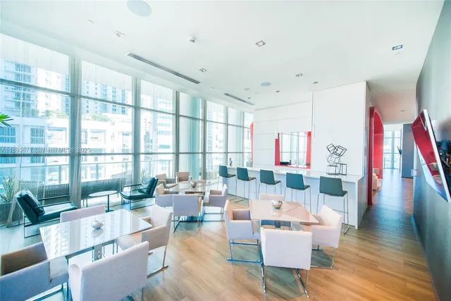 $3,500 | 1100 South Miami Avenue, Unit 3207, Miami, FL 33130