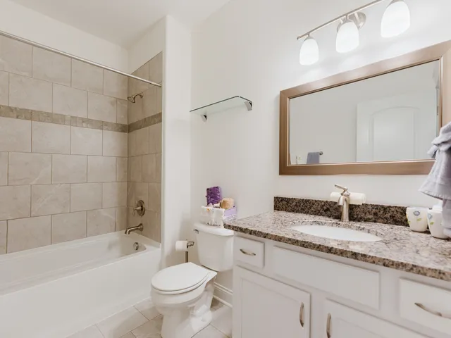 $499,999 | 2337 Coventry Circle South, Sycamore, IL 60178