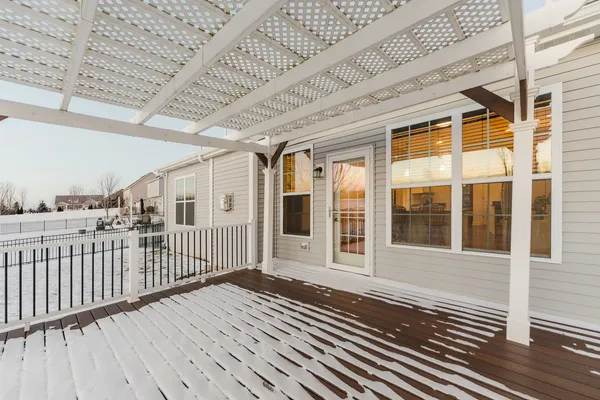 $490,414 | 2337 Coventry Circle South, Sycamore, IL 60178