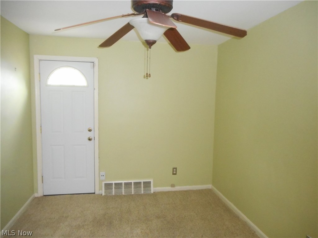 4237 Wilmington Road Cleveland, OH 44121 - Photo 6 of 12 Gallery Image 6