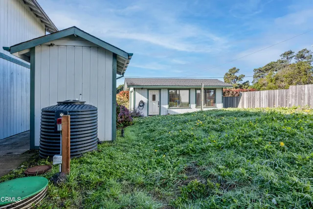 $625,000 | 18651 Old Coast Highway, Fort Bragg, CA 95437