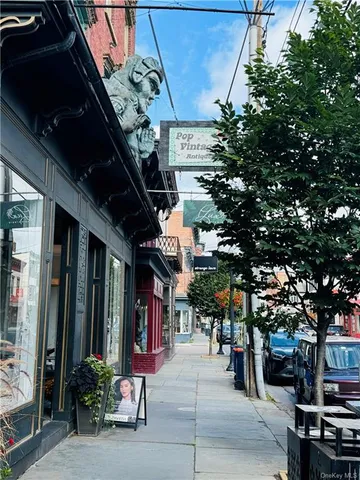 $2,190,000 | 213 Partition Street, Saugerties, NY 12477