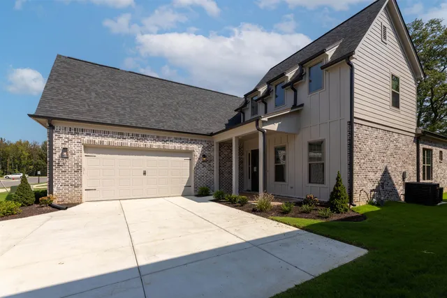 a front view of house with yard