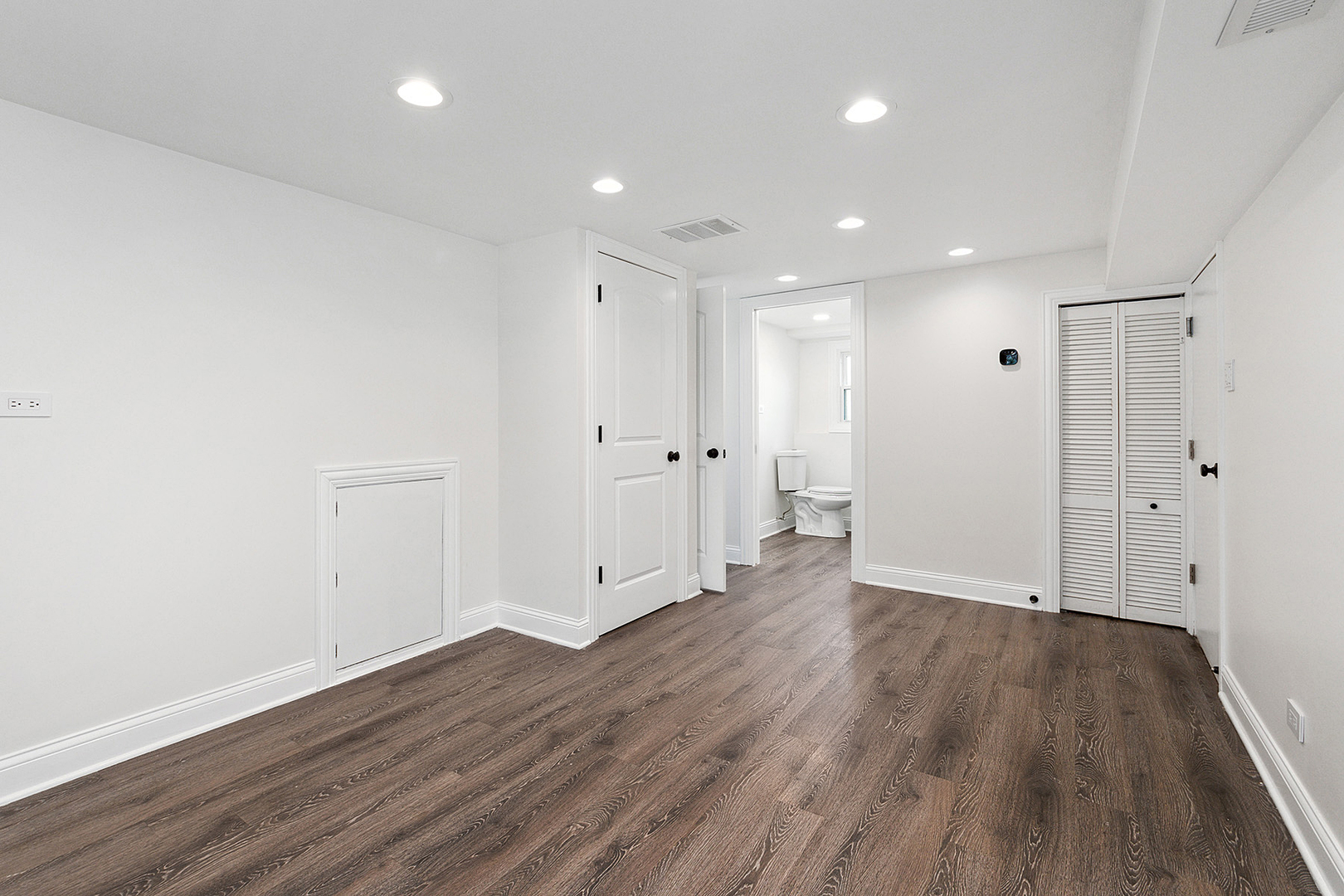 15543 Duncan Road Oak Forest, IL 60452 - Photo 16 of 19 Gallery Image 16