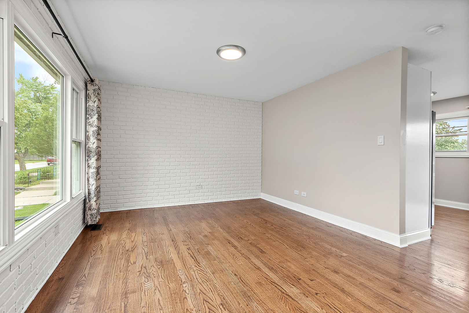 15543 Duncan Road Oak Forest, IL 60452 - Photo 6 of 19 Gallery Image 6